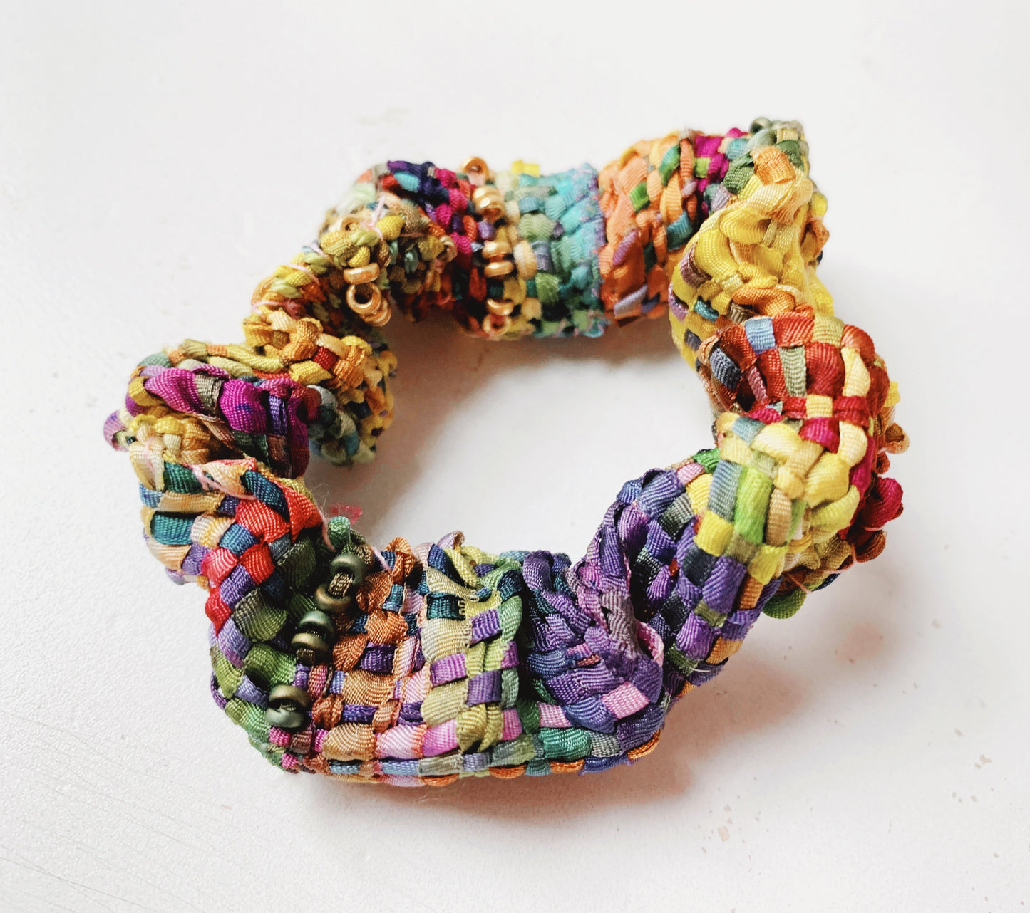 Quick Gift: A Hand-Woven Scrunchie