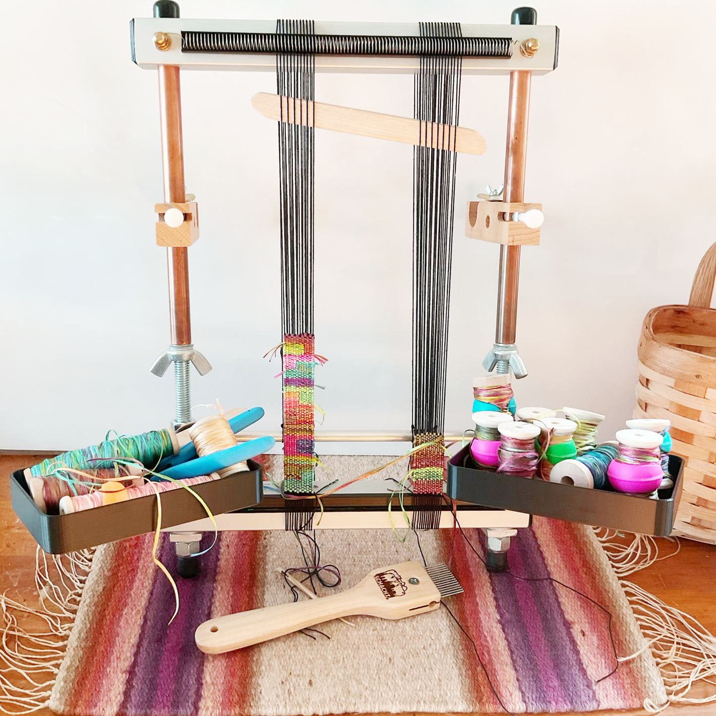 Swing-Out Loom Treasure Tray