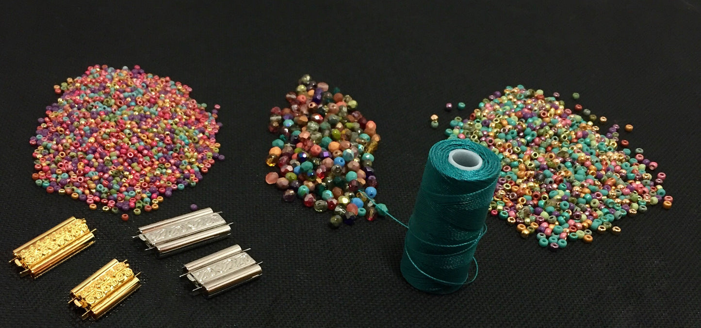 The Holly Bracelet Kit – Mirrix Looms